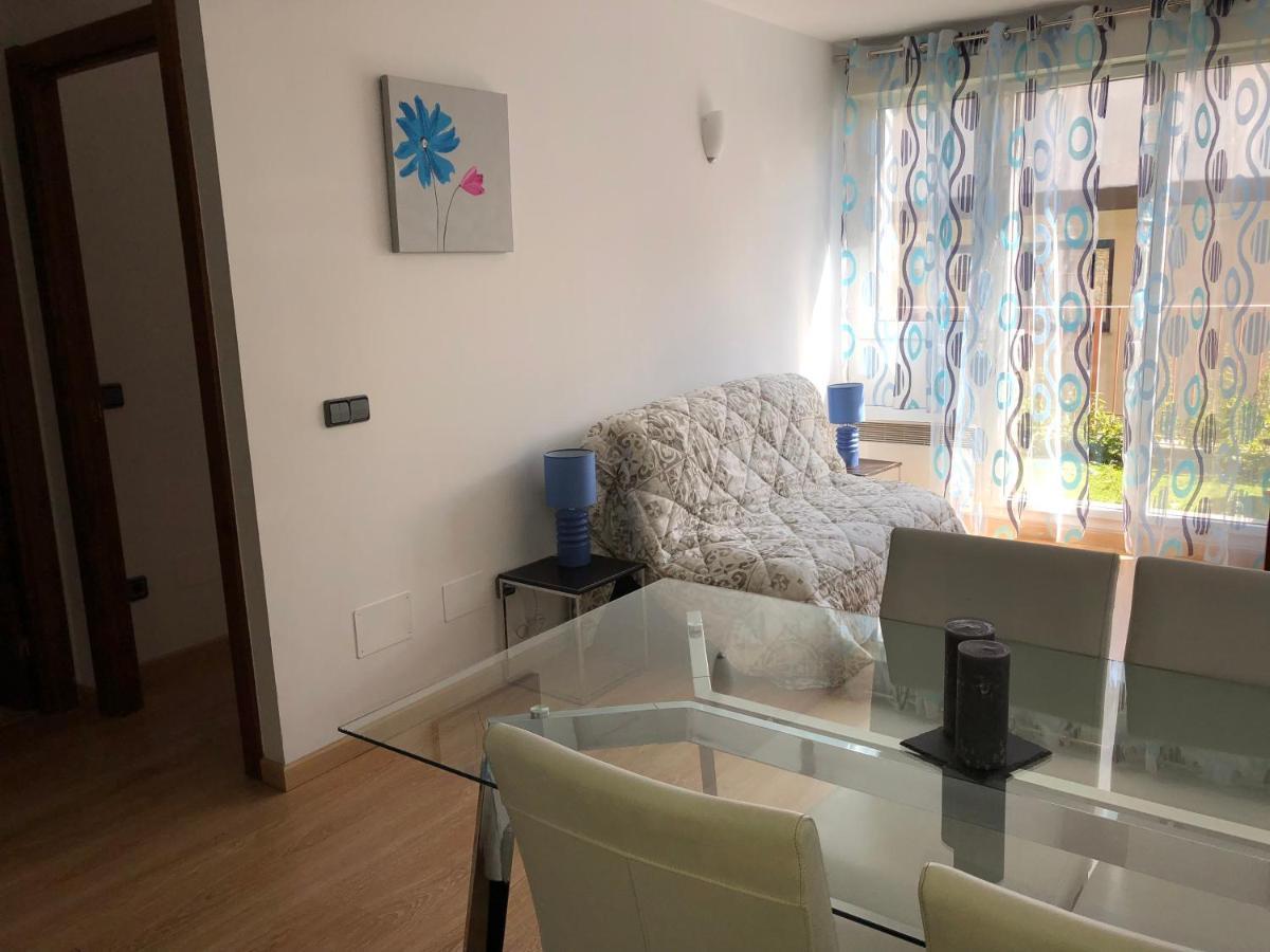 Confort Araco 1D Pas De La Casa Luaran gambar