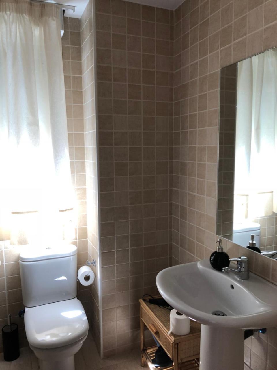Confort Araco 1D Pas De La Casa Luaran gambar