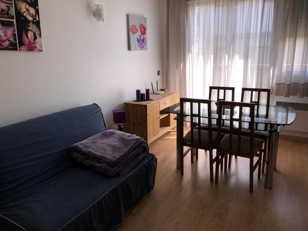 Confort Araco 1D Pas De La Casa Luaran gambar