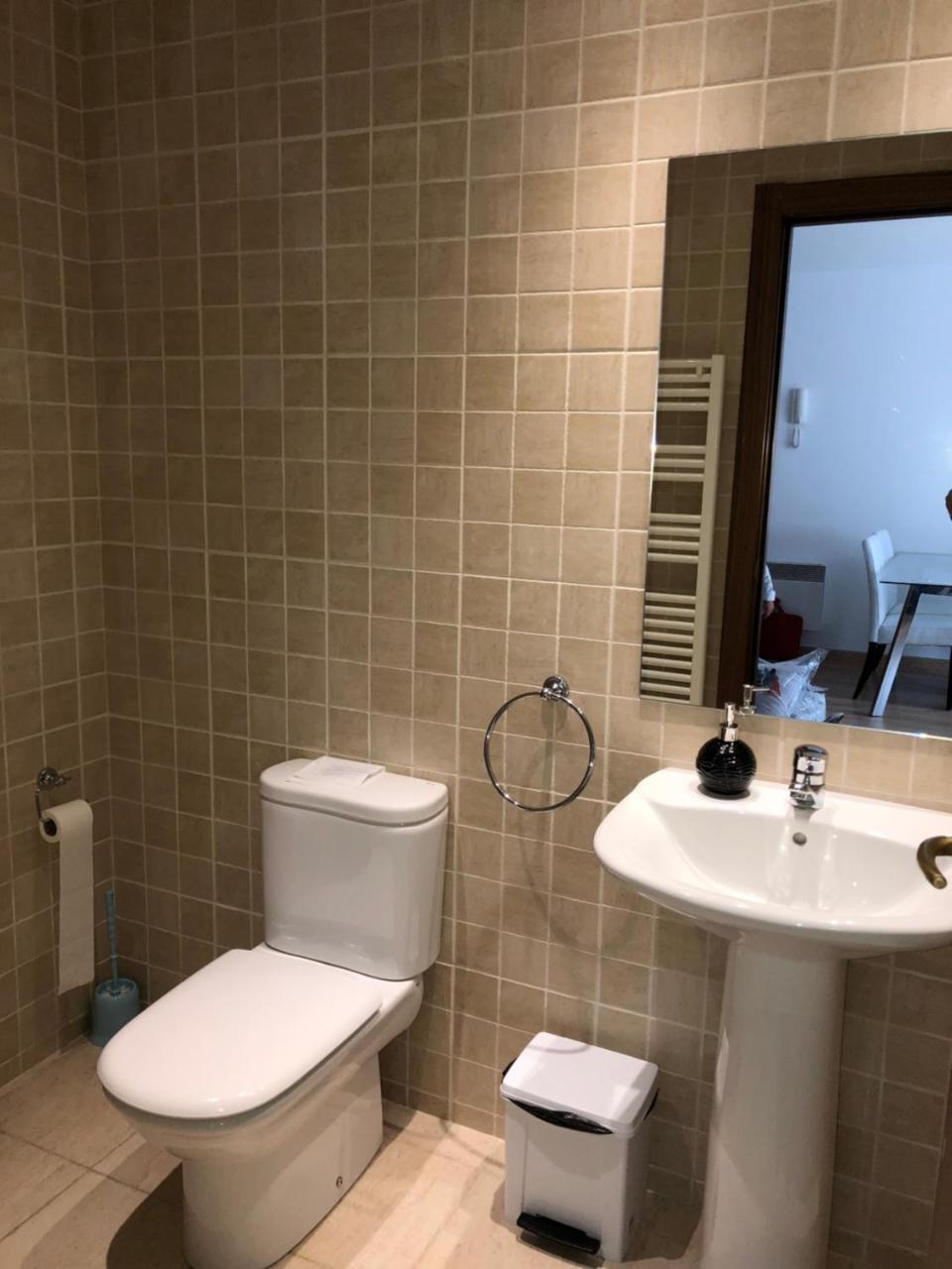 Confort Araco 1D Pas De La Casa Luaran gambar